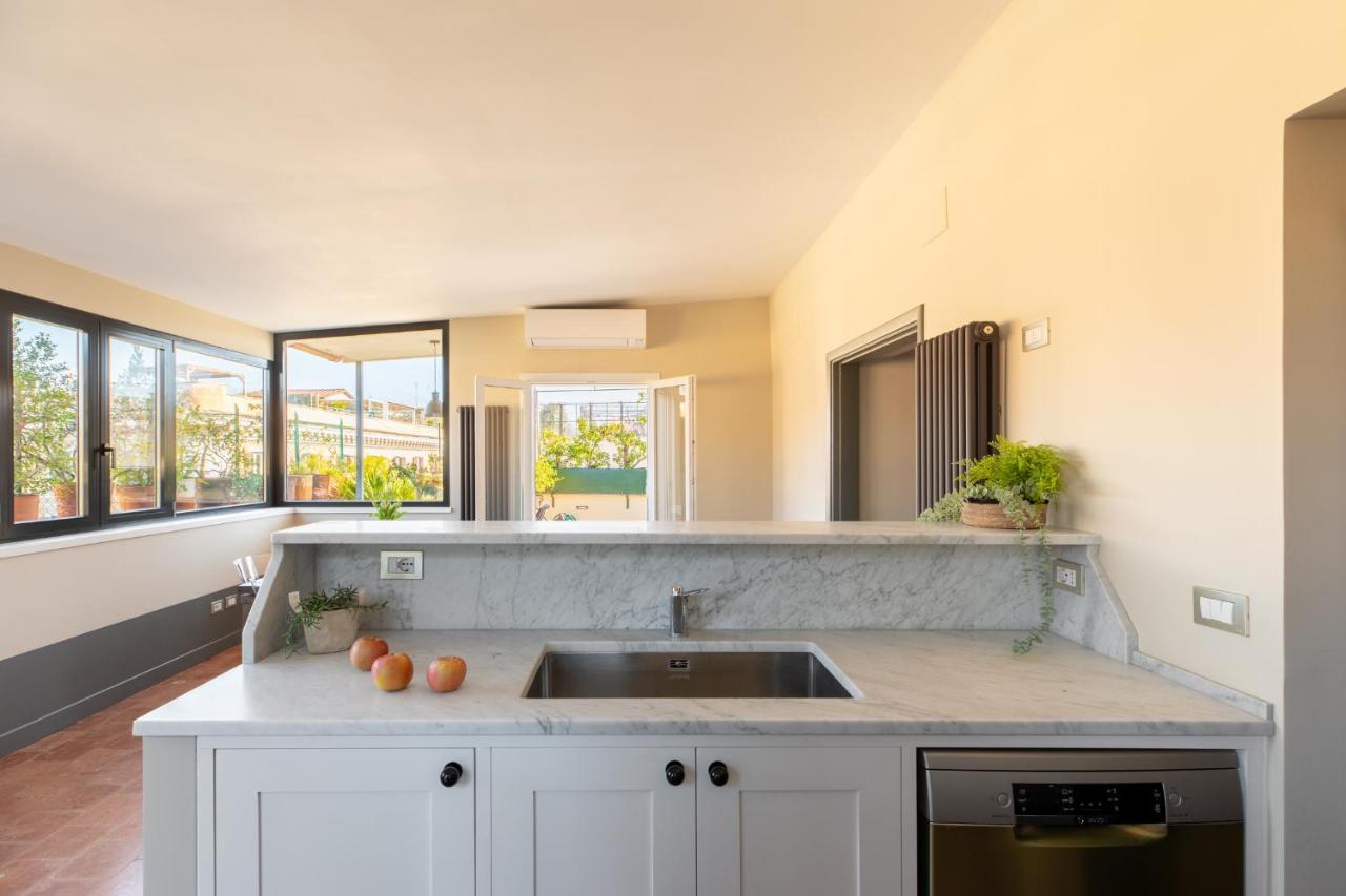 דירות רומא Iflat Magical Flat By The Tiber מראה חיצוני תמונה