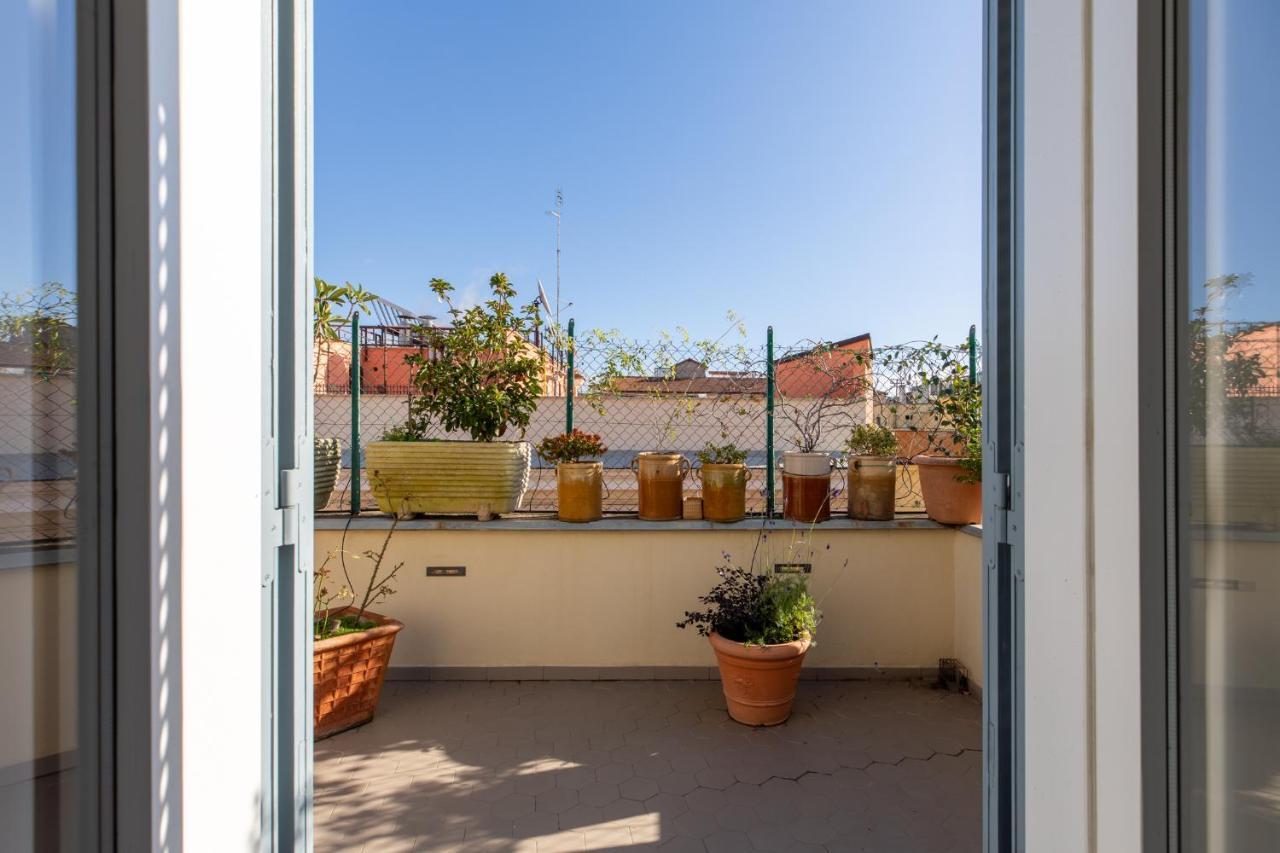 דירות רומא Iflat Magical Flat By The Tiber מראה חיצוני תמונה